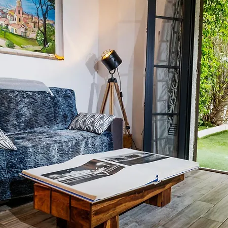 La Romana Luxe Et Serenite Au Coeur De Saint-Tropez Suites Spacieuses Avec Jardin Enchanteur-2