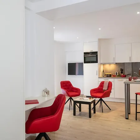Appartements French Riviera Confidential Centre Ville Juan Les Pins Proche Des Plages-3