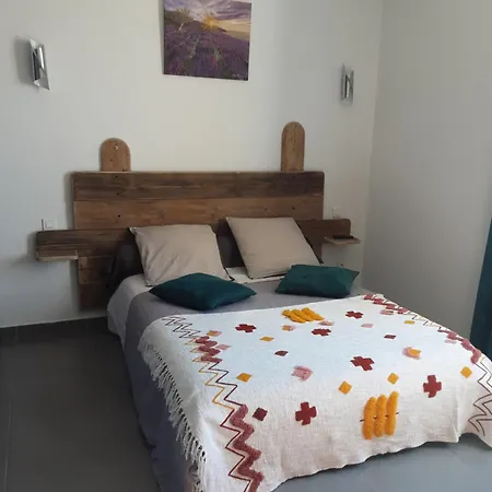 Chambres D Hotes Violetta-3