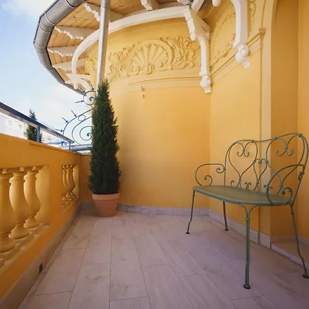 Hotel Gounod Fully Renovated-3