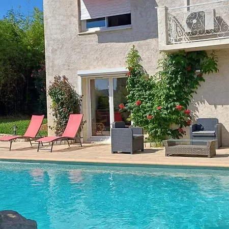 Tres Jolie Villa A Vence-3