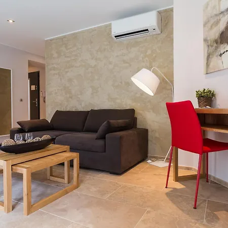 Villa Velvet-2