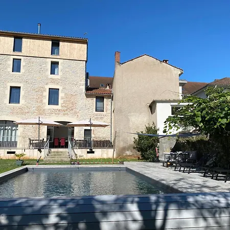 La Bellours Maison d Hôtes avec Piscine-3