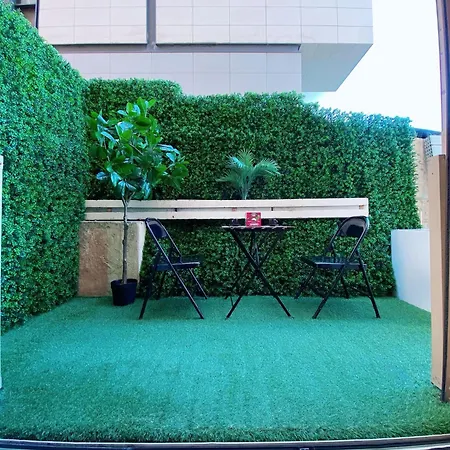Suite Apartment In Mc Center, 5Min Walk To Casino & The Port And 1Min From Underground Train Station-3