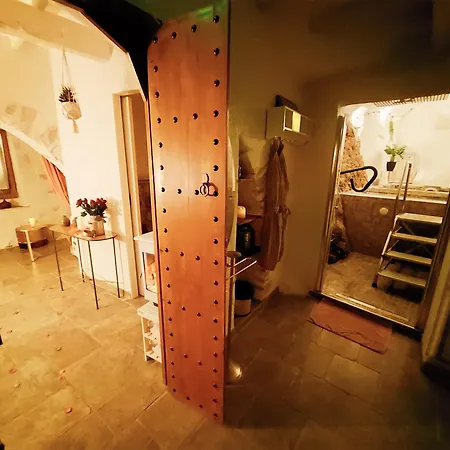 Love Room avec Spa Privatif Monaco-2