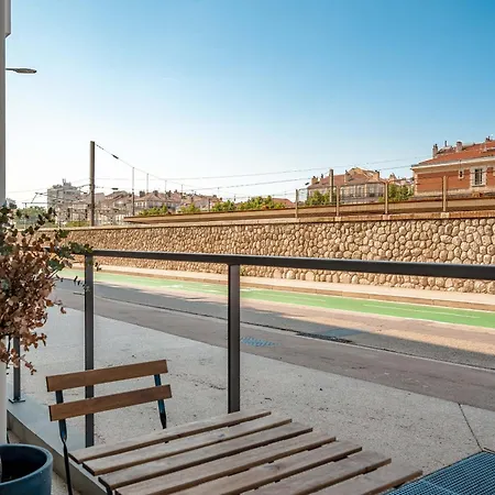 B&B HOTEL Toulon Centre Gare-2