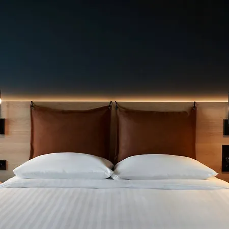 Moxy Antibes Sophia Antipolis-2