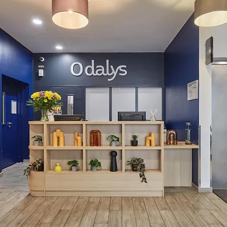 Appart'Hotel Odalys City - Paris Levallois-3