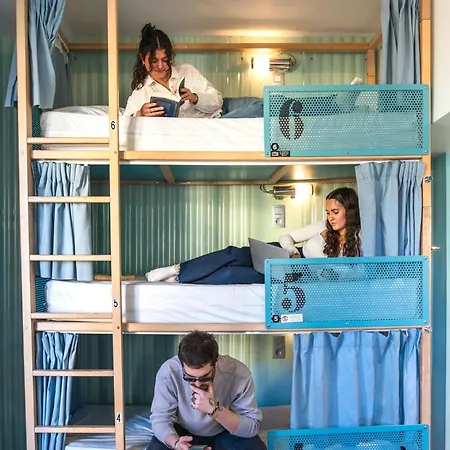 Hostel Ozz Nice-3