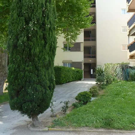 Grand T2 Classe 4 Etoiles - Plein Sud Et Tres Calme Au Lavandou-2