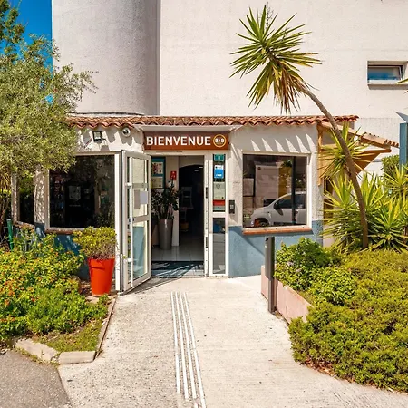 B&B HOTEL Hyères-2