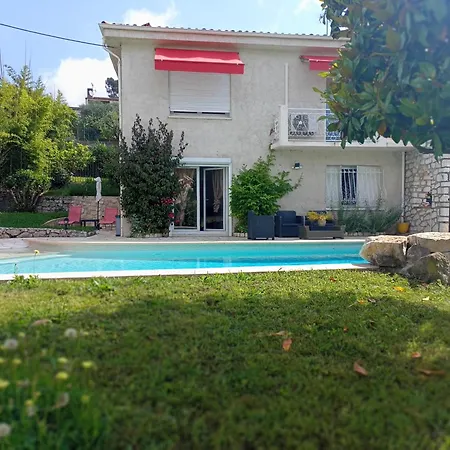 Tres Jolie Villa A Vence-2