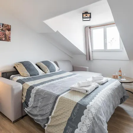 "Le Cocoon" By Enjoynice, Cosy Central Apartment With Airco, Beach At 10 Min-2