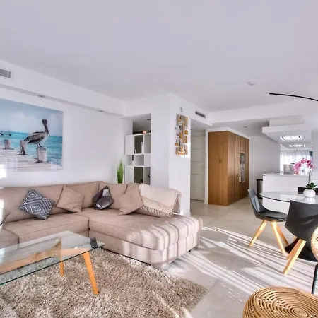 Ref 1147 - Cannes Center - Apartment For Rent-2