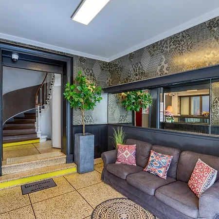 Hôtel Mistral Saint Roch-2