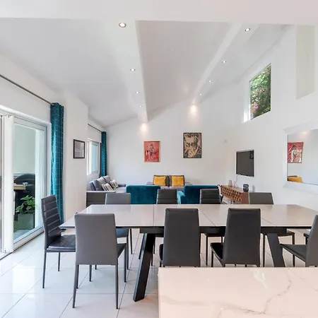 Valentine By Terry'S Homes-3