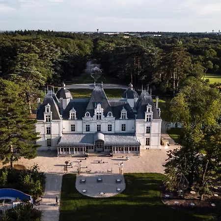 Chateau De Maubreuil-2