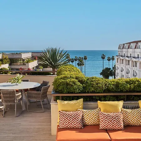 Hotel Barriere Le Gray D'Albion-3