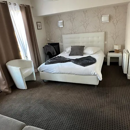 Square Hotel-2