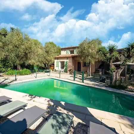 Villa In Mouans-Sartoux With Pool & Beach-3