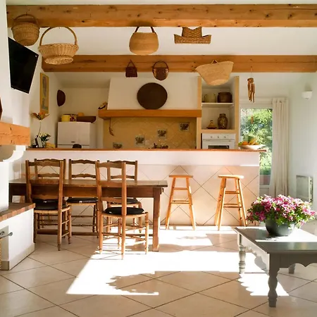 Holiday Home In Frejus Near Sea And Lake-3