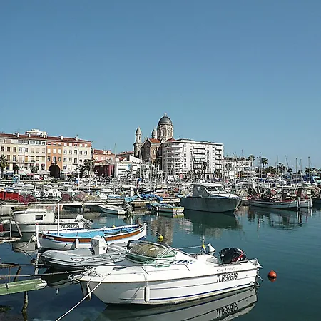 Holiday Home In Frejus Near Sea And Lake-2