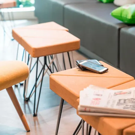 Ibis Styles Nantes Centre Gare-2