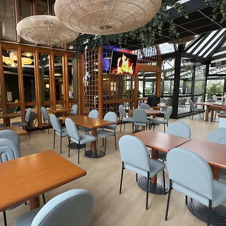 Hotel Joinville Hippodrome-2