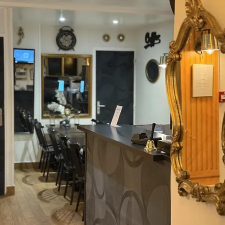 Victory Hotel Galou-2