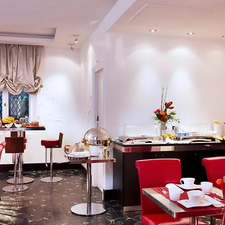 Hotel Ares Eiffel-3