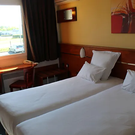Brit Hotel Blois - Le Préma-2
