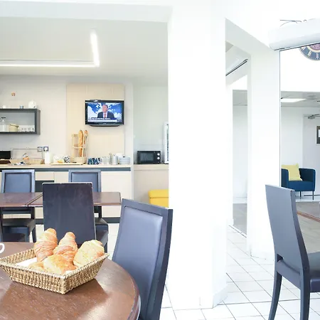 Hotel Inn Design Dijon Sud-3
