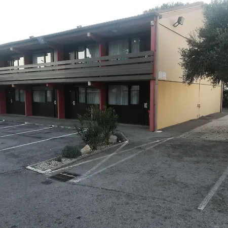 Campanile Perpignan Sud-2