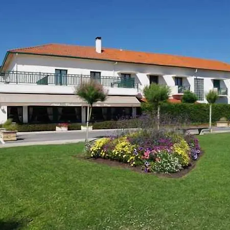 Hotel des Pins-3