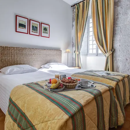 Hotel Le Couvent Royal-3