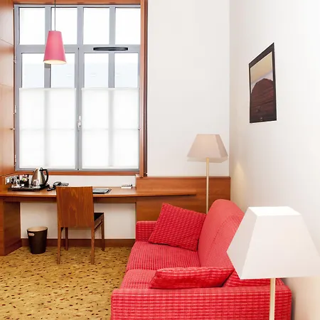 Best Western Plus Hôtel Colbert-3