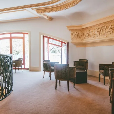 Terres de France - Appart'Hotel le Splendid-2