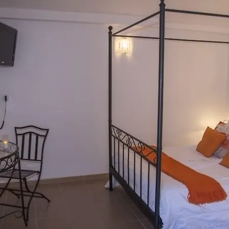 Hôtel Le Méditerranée-2