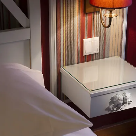 Hotel Louvre Bons Enfants-2