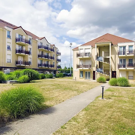 Zenitude Hotel Residences Roissy Village-3