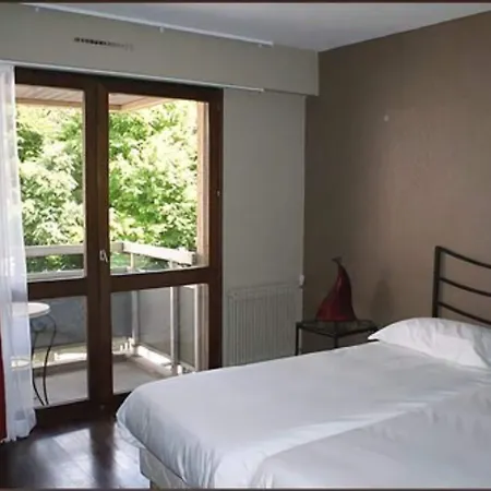 Hotel De La Gare-2