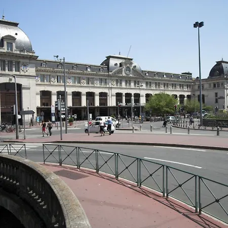 Hotel De Bordeaux-3