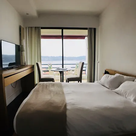 Hotel Le Versailles-3