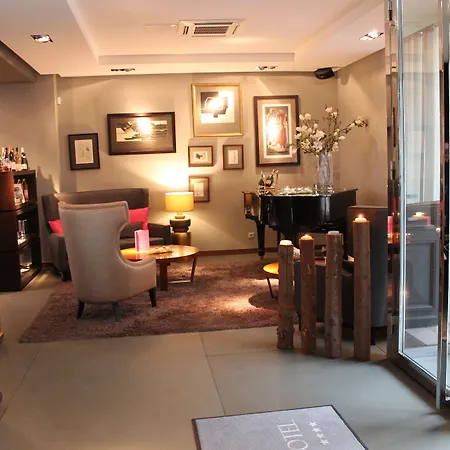 Logis Villa C Hotel-3