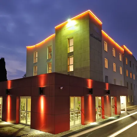 Hotel Clermont Estaing-2