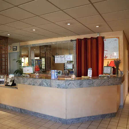 Crau Hotel-2