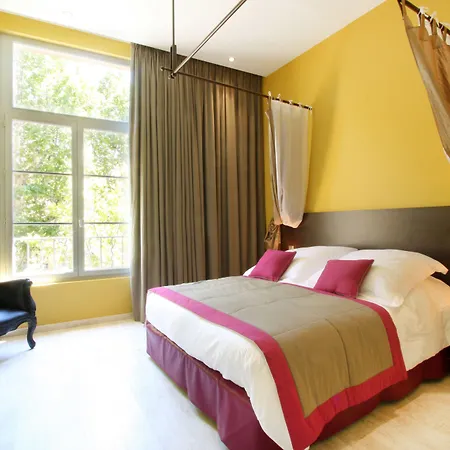 Hotel Les Deux Garcons-2
