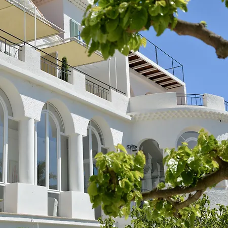 Auberge De La Calanque-2