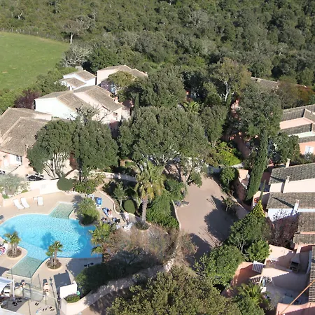 Residence Vasca D'Oro-2