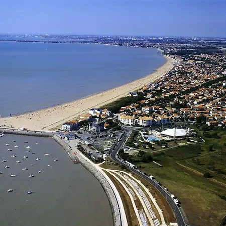 Les Flots - Hotel Et Restaurant Face A L'Ocean - Chatelaillon-Plage-3